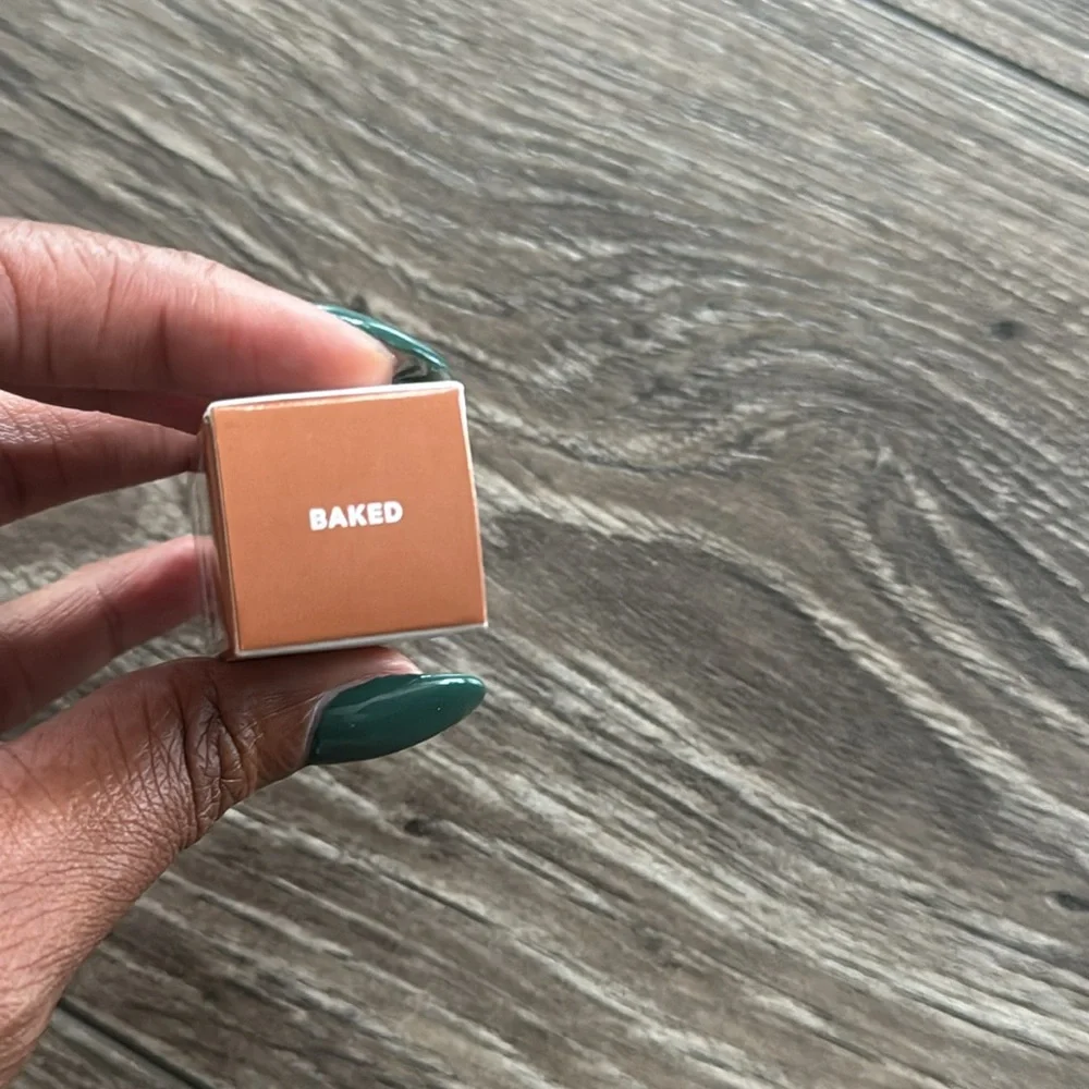 MILK MAKEUP MATTE BRONZER